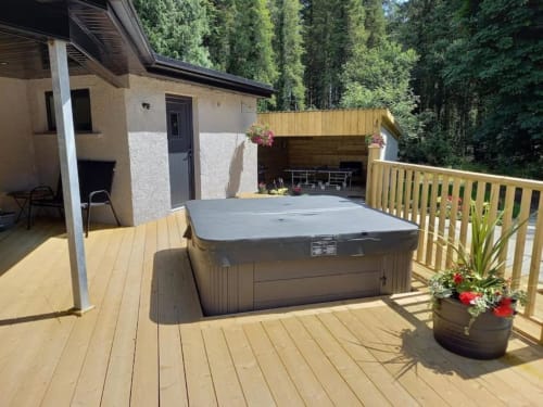 luxurious lodging - lough erne resort - enniskillen - comfort - tranquil - cozy - large - stunning retreat - hot tub