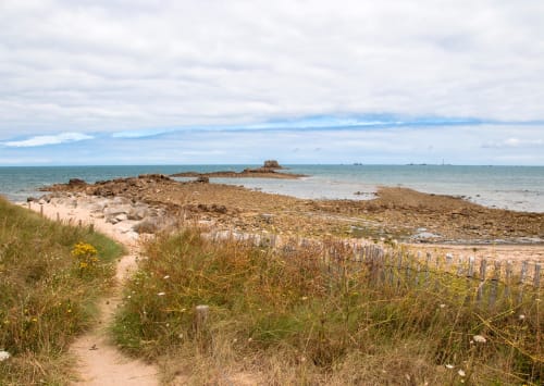 Die Rosa Granitküste Ferienunterkunft mit privatem, überdachtem und beheiztem Pool, Ferienvermietung, Côtes d'Armor Bretagne, Perros Guirec, Tréguier, Trégastel, Paimpol.  Bretagne Frankreich