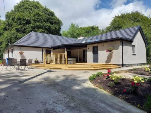 luxurious lodging - lough erne - enniskillen - comfort - tranquil - cozy - large - stunning retreat - hot tub