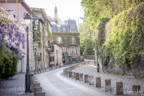 Montmartre, Place du Tertre, short-term renting in Paris, Paris, Montmartre Apartments, Abbesses, Maison Rose, 