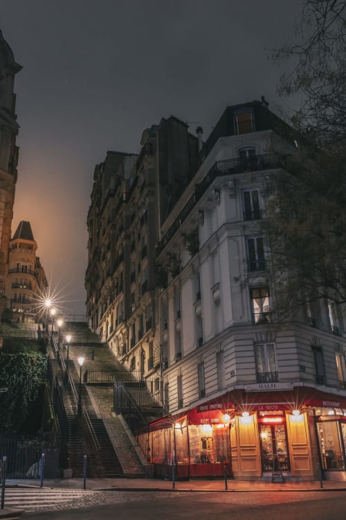 Montmartre, Place du Tertre, short-term renting in Paris, Paris, Montmartre Apartments, Abbesses,