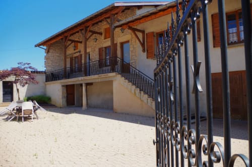 Domaine Joseph Lafarge | Chambre d'hôtes, gîtes et oeno-tonneaux | Hébergement insolite mâconnais | Lugny 