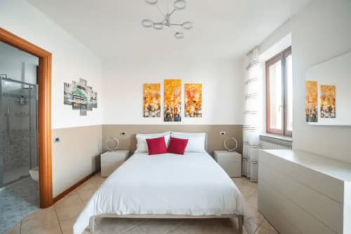 Villa Vista Lago Bellano | Camera matrimoniale con bagno interno | Hotel in Bellano | Bed & Breakfasts in Bellano | B&B in Bellano | Hotel lago di Como a Bellano | Hotels | Dove dormire Bellano | Casa Vacanze in Bellano | Appartamento lussuoso in Bellano | Modern design vista lago | Appartamento luxury in Bellano