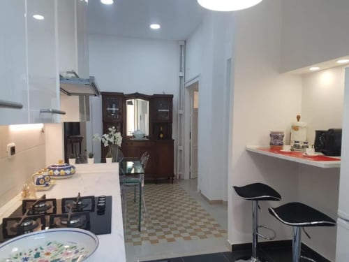 open kitchen & dining area