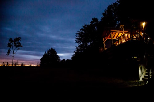 Treehouses at Night | Treehouses in France with Private Hot Tubs 