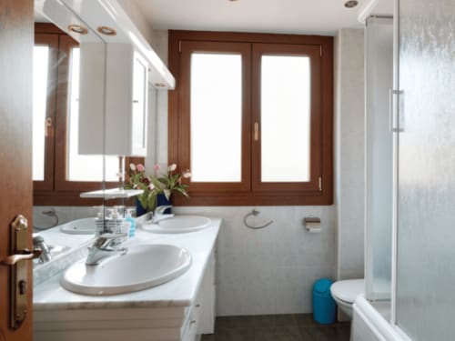 baño casa rural gurelur