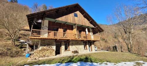Ferme beaufortaine typique rénovée, entièrement privatisée.