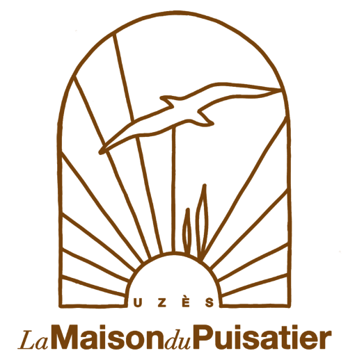 La Maison du Puisatier, maison de vacances centre historique Uzès Uzes Gard 6 chambres à louer uzès uzes gard occitanie sud de la france maison de vacances à louer uzès gard provence france gîte chambre à louer charme centre historique maison d'hote la maison du puisatier maison a louer avec piscine chauffée house to rent holiday home uzes swimming pool garden historic center