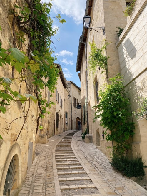 chambre a louer Uzes maison a louer Uzès provence sud de la france maison de vacances la maison du puisatier uzès uzes gard occitanie sud de la france maison de vacances à louer uzès gard provence france gîte chambre à louer charme centre historique maison d'hote la maison du puisatier maison a louer avec piscine chauffée house to rent holiday home uzes swimming pool garden historic center