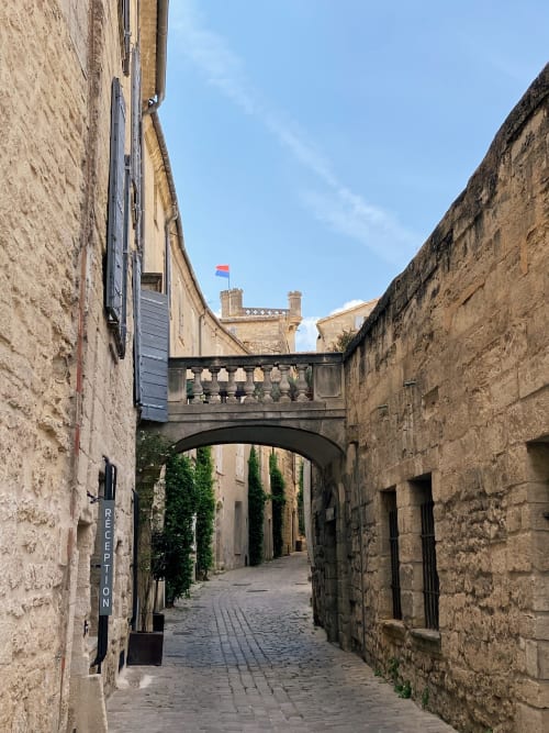 chambre a louer Uzes maison a louer Uzès provence sud de la france maison de vacances la maison du puisatier uzès uzes gard occitanie sud de la france maison de vacances à louer uzès gard provence france gîte chambre à louer charme centre historique maison d'hote la maison du puisatier maison a louer avec piscine chauffée house to rent holiday home uzes swimming pool garden historic center