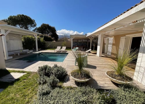 Piscine privée de la villa Casa Incantu à Porto-Vecchio