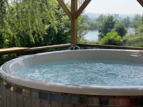 Gîte le Chalet face à la Seine avec son bain nordique