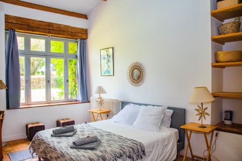 Chambre avec vue sur jardin. Chambre 143 du domaine du got.