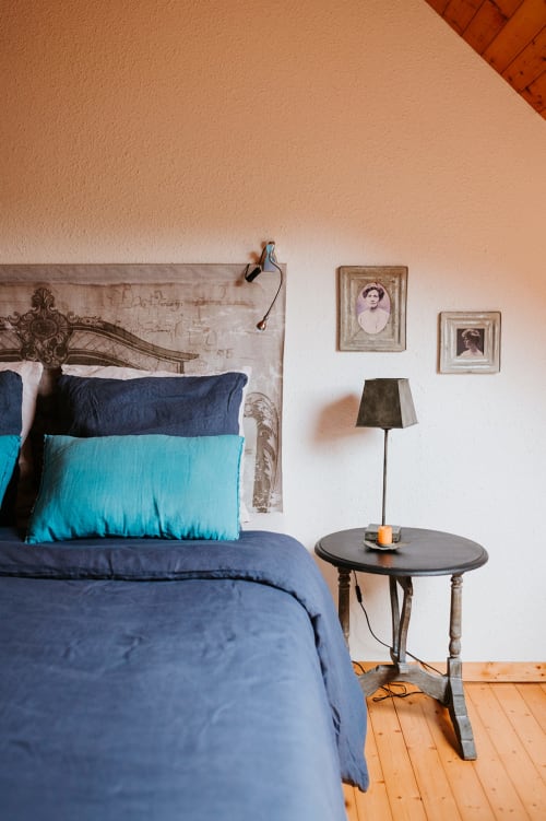 LA RIVIERE, Chambre double, lit en 160cm et draps en lin