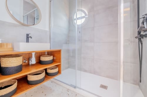 salle de douche, terrazzo, mobilier scandinave