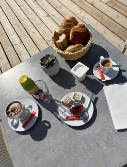 petit déjeuner continentale 