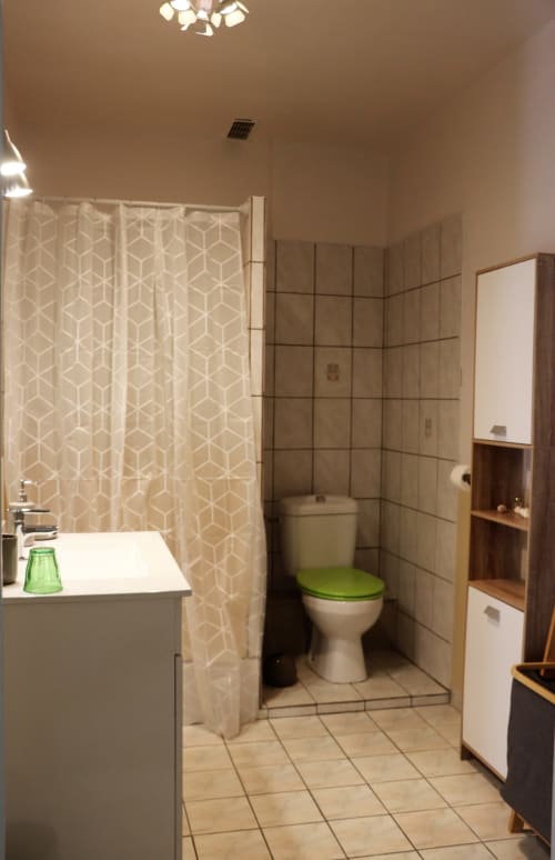 La salle d'eau du gîte chez Henriette & Totor