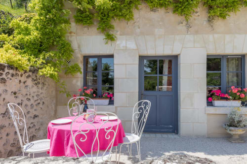 Terrasse du gîte le 1875 auxGîtes troglodytiques de la Rochère 
