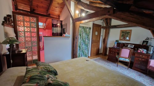 domaine-de-millox_chambre-amarante-vue-d'ensemble
