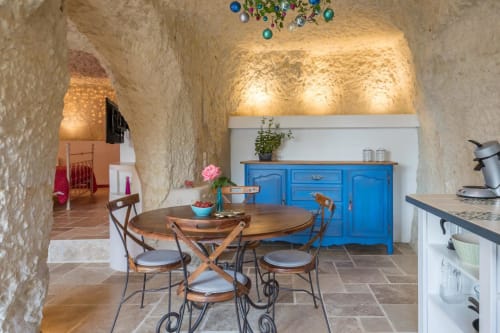 Salle à manger du Val de Loire aux Gîtes troglodytiques de la Rochère, Noizay