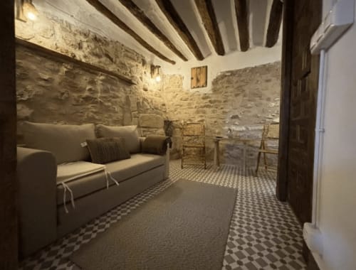 Experimenta la esencia del turismo rural en Alberquina, Iznatoraf.
