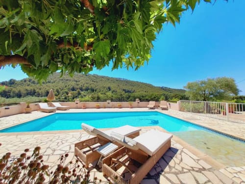 Jc-conciergerie – intendance – gardiennage – propriété - maison secondaire – conciergerie privée- location –- var – Le Castellet – location saisonnière – clé – maintenance – gestion locative – conciergerie – services – vacances – Villa Marco– côte d’azur – villa avec piscine_location saisonniere-location vacances-8 personnes