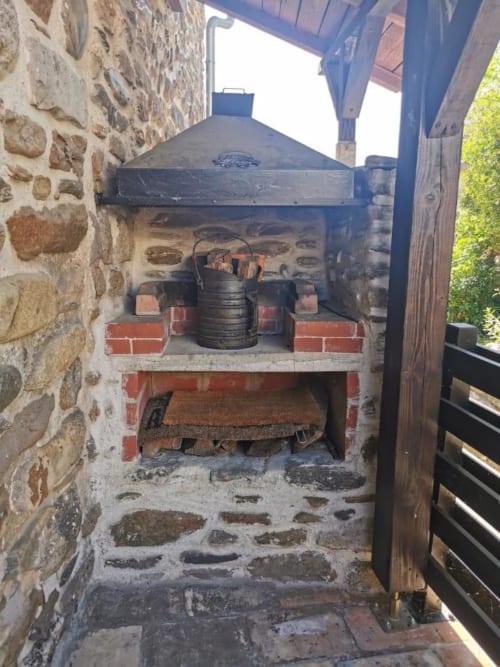 BBQ Guest Gite