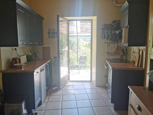 Guest Gite Kitchen