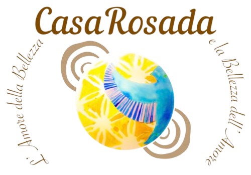 CasaRosada B&B Vidracco: logo circolare blu con sole e cielo colorati