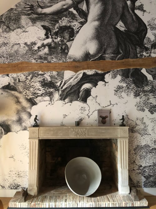"Street art et céramique dans la Suite Nuage au Domaine de l’Ocrerie"