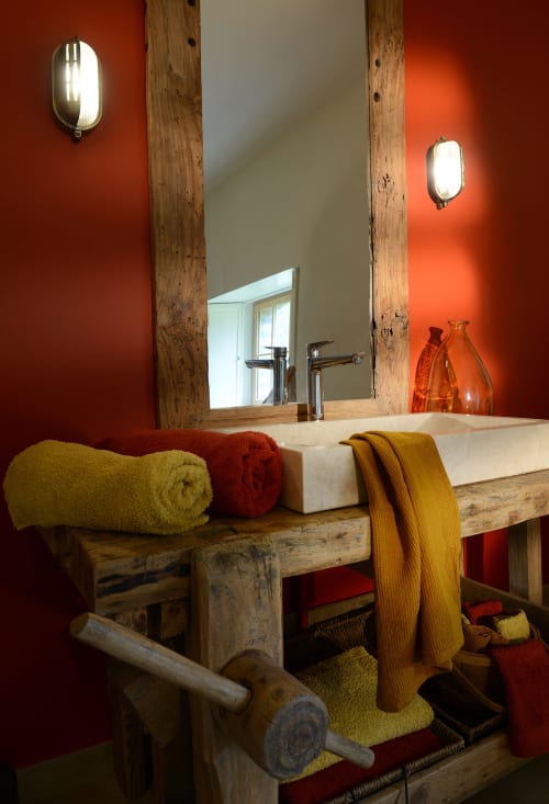 "Vasque et couleurs ocrées pour la salle de bain Ockra"