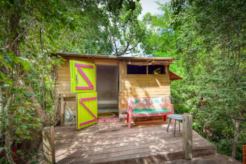 terrasse pour amoureux ,voyage guadeloupe,cabane dans les arbres