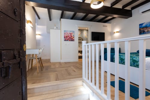 entrata della nostra casa vacanze Rome in Suite situata al centro di Roma. Si possono notare le rifiniture e l'arredamento di classe, curato nei minimi particolari.