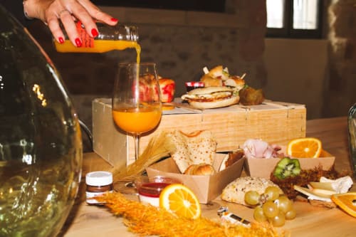 BRUNCH FOLIE'S
Click & collect /Livraison uniquement



Vous désirez planifier votre prochain BRUNCH directement livré au gîte alors n'hésitez pas à commander un bon brunch en cliquant su lien suivant.