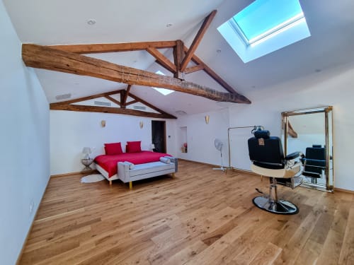 Bridal suite floor, with king size bed for wedding nights, romantic weekends or getaways