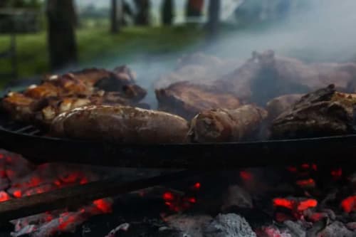 Traditional Tuscan barbecue meat prepared with local products