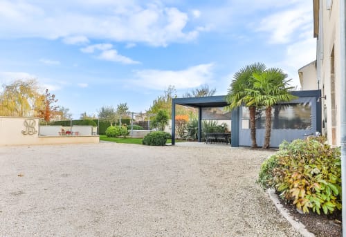 hôtel, puy du fou, gite, chambre d'hôtes, hébergement, les herbiers, pergola, véranda pour vous rafraichir autour d'un verre