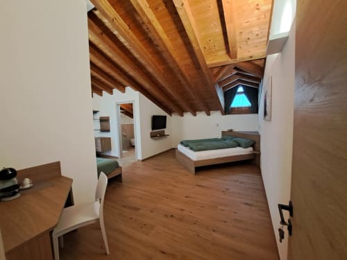 Agritur Clementi | camere in Trentino, Agritur in Trentino Alto Adige , B&B in Trentino, Bed & breakfast, camere vicino all’uscita dell’autostrada, camere vicino a Trento, piste sciistiche Paganella, impianti risalita Paganella, piste sciistiche Monte Bondone, camere economiche vicine ad Andalo, Fai della Paganella, Paganella, Lago di Molveno, Lago di Tovel, mercatini di Natale, piste down hill, guest card, Agritur vicino a piste ciclabili, Agritur in Trentino, Agritur vicino a Trento, Agritur vicino all'uscita dell'autostrada, B&B vicino  a Trento, B&B impianti risalita Paganella.