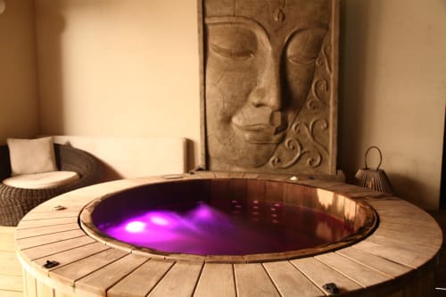 Jacuzzi privatif sur terrasse dans le Cottage tropical de la Villa Margaux