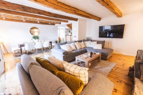 Maison Pyrenea, salon pièce de vie