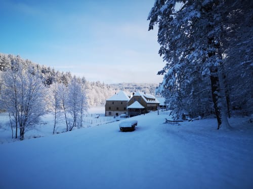 domaine moulin charme pleine nature neige