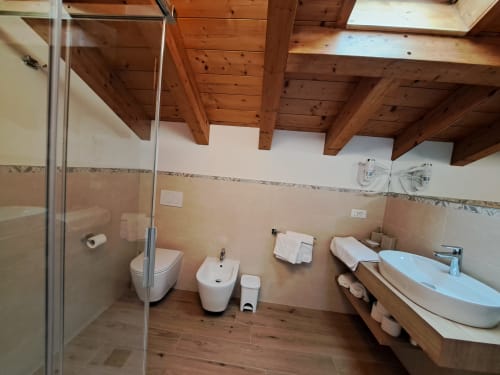 Agritur Clementi | camere in Trentino, Agritur in Trentino Alto Adige , B&B in Trentino, Bed & breakfast, camere vicino all’uscita dell’autostrada, camere vicino a Trento, piste sciistiche Paganella, impianti risalita Paganella, piste sciistiche Monte Bondone, camere economiche vicine ad Andalo, Fai della Paganella, Paganella, Lago di Molveno, Lago di Tovel, mercatini di Natale, piste down hill, guest card, Agritur vicino a piste ciclabili, Agritur in Trentino, Agritur vicino a Trento, Agritur vicino all'uscita dell'autostrada, B&B vicino  a Trento, B&B impianti risalita Paganella.