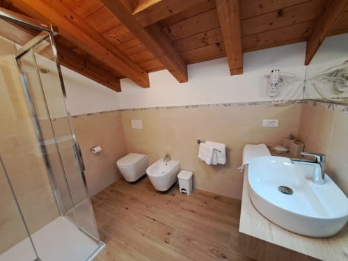 Agritur Clementi | camere in Trentino, Agritur in Trentino Alto Adige , B&B in Trentino, Bed & breakfast, camere vicino all’uscita dell’autostrada, camere vicino a Trento, piste sciistiche Paganella, impianti risalita Paganella, piste sciistiche Monte Bondone, camere economiche vicine ad Andalo, Fai della Paganella, Paganella, Lago di Molveno, Lago di Tovel, mercatini di Natale, piste down hill, guest card, Agritur vicino a piste ciclabili, Agritur in Trentino, Agritur vicino a Trento, Agritur vicino all'uscita dell'autostrada, B&B vicino  a Trento, B&B impianti risalita Paganella.