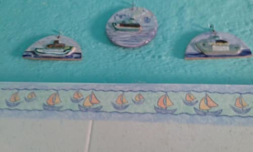 Tessuto decorativo con tema nautico con barche e navi presso il B&B SoleMagia a Vernazzo, Italia