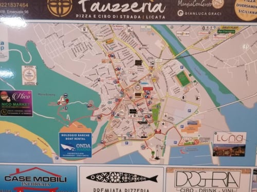 Licata street map with local restaurants and attractions including Tauzzeria pizzeria and boat rental services