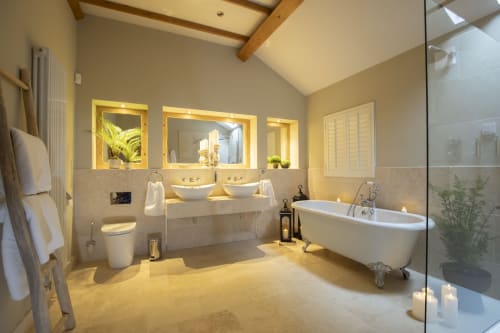 The Honeymoon Suite - Private En-Suite Bathroom With His & Hers Sinks, Roll Top Bath & Walk-In Shower | Stable Lodge Boutique B&B in Cheltenham