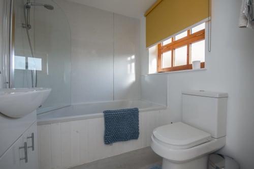 Bathroom in Valley View Room at 2 Ailwood Farm Holidays, Dorset, Jurassic Coast, Walking, Cycling, Climbing