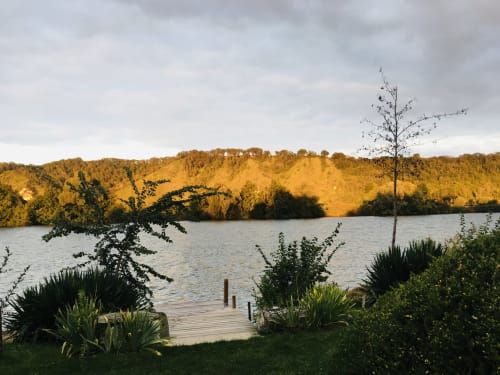 Clairseine, countryside, Normandy, Impressionism, waterside, banks of the Seine, the Seine, calm, silence, garden, 100 km from Paris, Giverny, Rouen, Val de Reuil, Louviers, Eure, Les Andelys, Claude Monet, Impressionists, eco-friendly, privacy, romantic getaway, couples' getaway, rejuvenation, Le Vaudreuil, Tournedos-sur-Seine, Porte de Seine, nature, France, design, vintage, decoration, comfort, high-end, luxury, pleasure, terrace, park, private, decoration, high-end, beautiful amenities, view of the Seine, fishing, hiking, rest, rejuvenation, pontoon, boat, all seasons, spring, summer, autumn, winter, flavours, LGBTQ+, dogs accepted, pets friendly