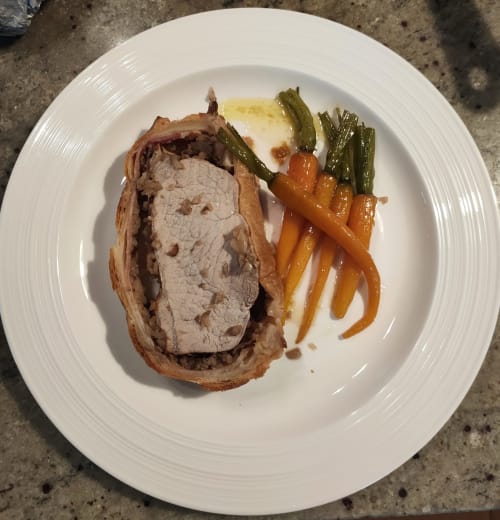 porc blanc de l'ouest, rôti, filet, carottes glacées, wellington, filet de porc en croûte, table d'hôtes