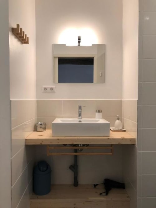 salle de bain chambre triple